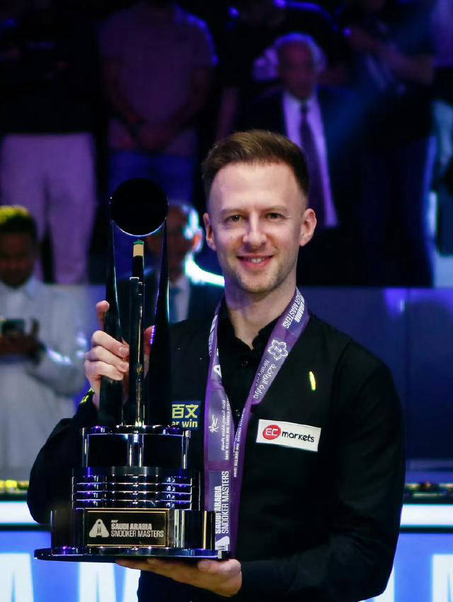 全球最大足 全球最大足