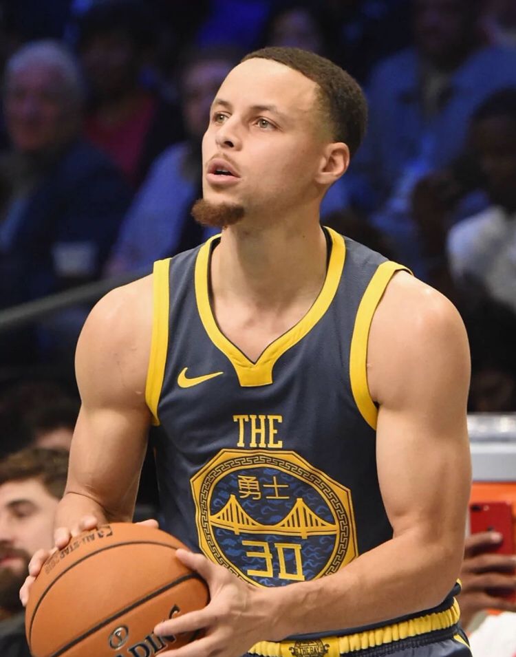 但防守端的 但防守端的