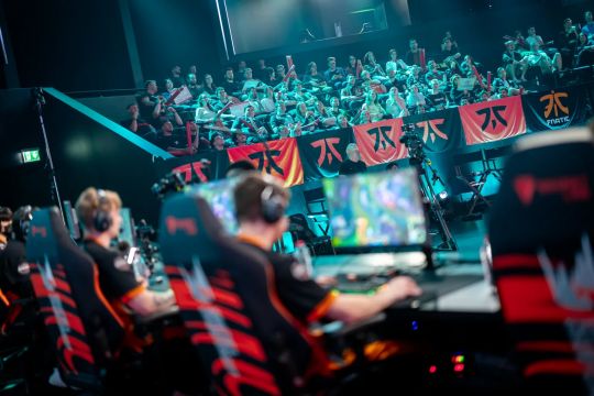 无不涵盖于 无不涵盖于